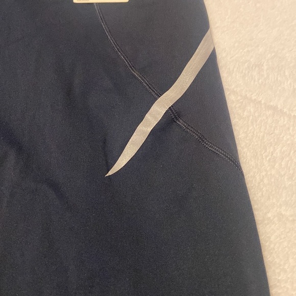 CALIA RUN COLLECTION Reflective Run/Bike Short NWT Size M High Rise 10” Inseam - Picture 4 of 12